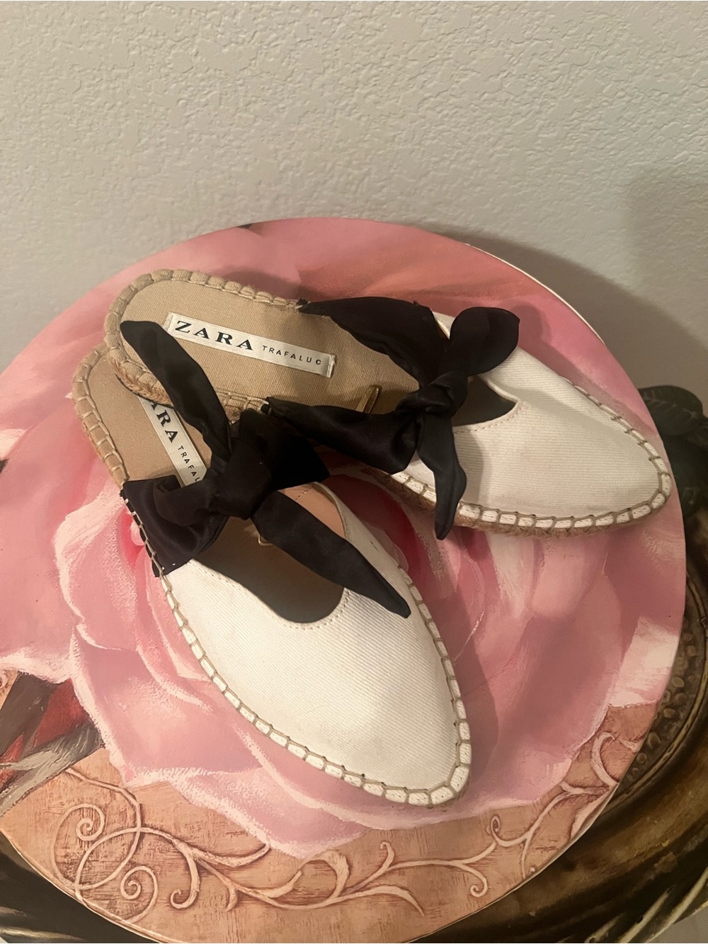 Zara White Canvas Espadrille Mules with Black Bow